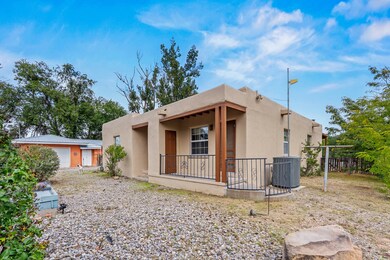 10 Arroyo Los Lopez Rd, Santa Fe, NM 87506 - photo 2