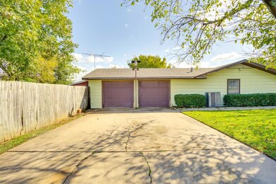 8201 Pearl St, North Richland Hills, TX 76180 - photo 4