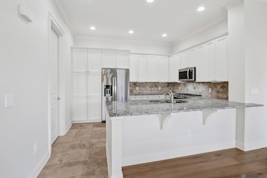 998 Stanford Ave unit 402, Baton Rouge, LA 70808 - photo 3