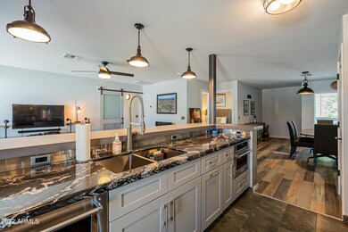 Kitchen 6