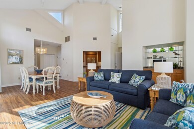 (8) 9-web-or-mls-17_ EM 23172319 Boxwood