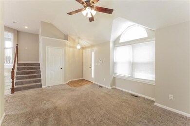 1711 Red Barn Rd, Raymore, MO 64083 - photo 4