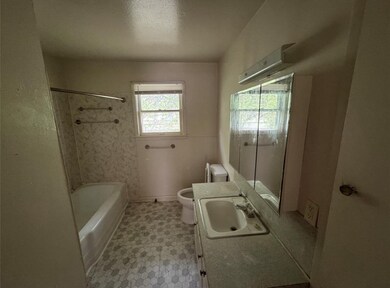 500 Tanner Ave, Cleveland, TX 77327 - photo 7