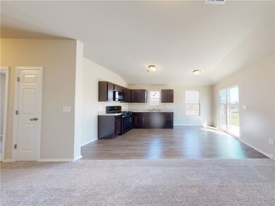 2418 S Ouachita Dr, Fayetteville, AR 72701 - photo 3