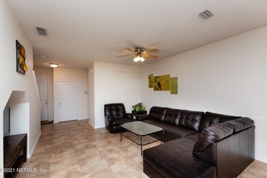 2312 Sunset Bluff Dr, Jacksonville, FL 32216 - photo 5