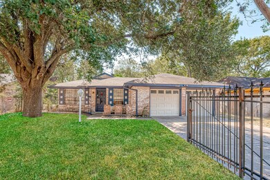 7626 Navasota St, Houston, TX 77016 - photo 2