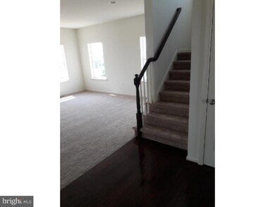 2158 Larkspur Ct, Pennsburg, PA 18073 - photo 5