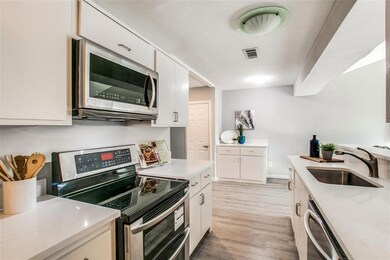 6424 Sudbury Way, North Richland Hills, TX 76182 - photo 6