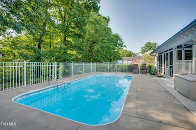 421 High Ridge Rd, Kingsport, TN 37660 - photo 5