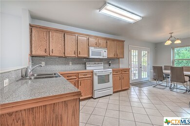 406 Delmar Cir, Copperas Cove, TX 76522 - photo 3