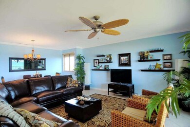 Family room w/double slider to balcony