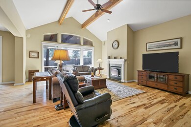 19445 Pond Meadow Ave, Bend, OR 97702 - photo 6