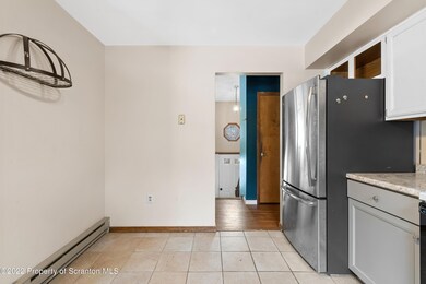 305 Municipal Rd, Dallas, PA 18612 - photo 7