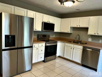 6266 Summit Pointe Way, Newburgh, IN 47630 - photo 5