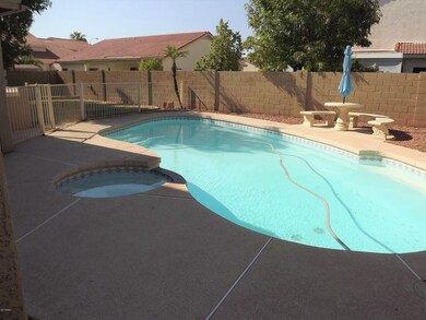 Pool & Spa