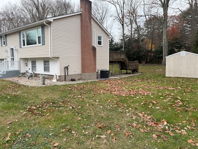 223 Boretz Rd, Colchester, CT 06415 - photo 2