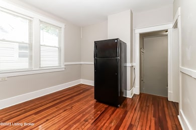 1714 W Hill St, Louisville, KY 40210 - photo 6