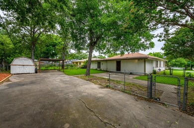 501 Chickasaw Trace, Grand Prairie, TX 75051 - photo 5