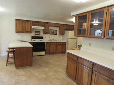 1980 McCarter Ln, Grants Pass, OR 97527 - photo 6