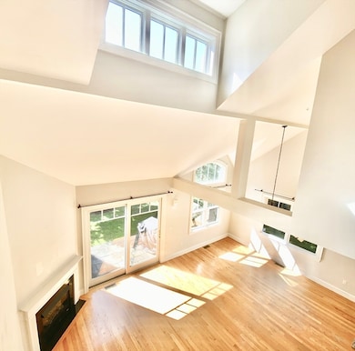 8 Courtyard Place unit 8, Lexington, MA 02420 - photo 2