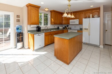 129 Falls Landing Rd, Deep River, CT 06417 - photo 4