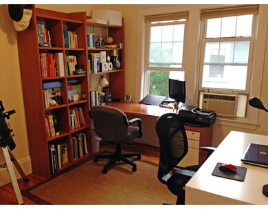 66 Verndale St unit 2, Brookline, MA 02446 - photo 6