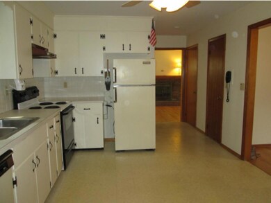 61 Lopes Ave, Burlington, VT 05408 - photo 7