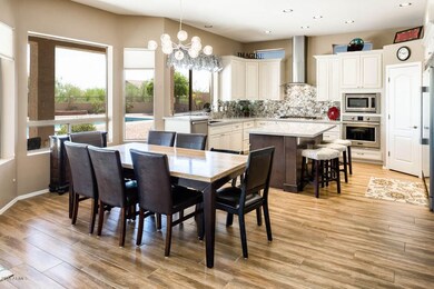 Gorgeous Modern Kitchen