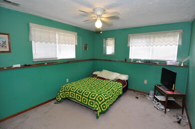 817 Ginger Willow Ct, Columbus, OH 43228 - photo 5