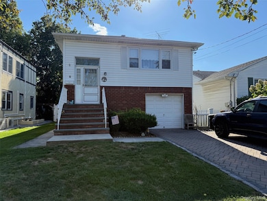 218 Colony St, West Hempstead, NY 11552 - photo 2