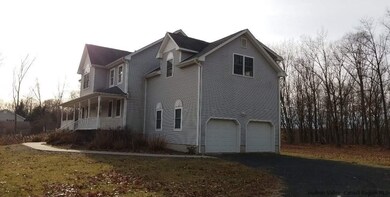 776 Orchard Dr, Wallkill, NY 12589 - photo 3