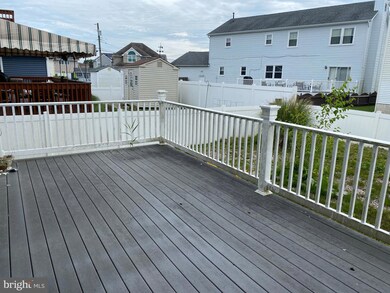 706 Sheridan Blvd, Brigantine, NJ 08203 - photo 2