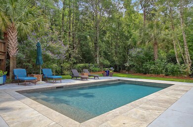 Pool with heater/chiller/electric cover