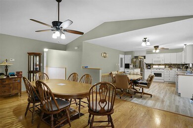 2337 Westchester Dr, Maryville, IL 62062 - photo 6