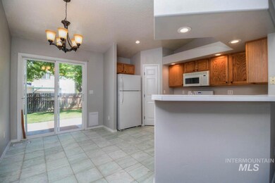 908 W Florida Ave, Nampa, ID 83686 - photo 7