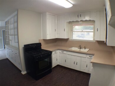 309 Wanda Way, Hurst, TX 76053 - photo 5