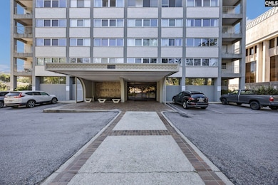 Senate Plaza unit 49, Columbia, SC 29201 - photo 2