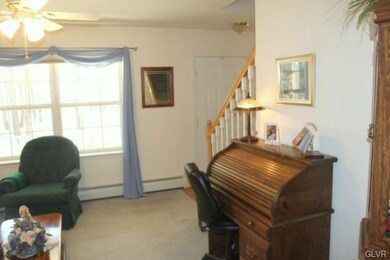 1353 Brian Ln, Effort, PA 18330 - photo 3