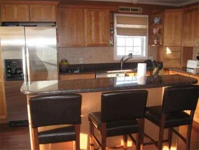 8 Vincent St, Fairhaven, MA 02719 - photo 5