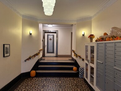 166 W 22nd St unit 1D, New York, NY 10011 - photo 6