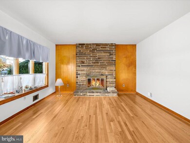 6204 N Orchard Rd, Linthicum Heights, MD 21090 - photo 6