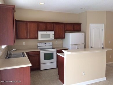 2303 Sunset Bluff Dr, Jacksonville, FL 32216 - photo 6