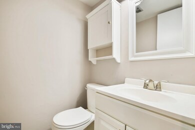 2409 Sun Valley Cir, Silver Spring, MD 20906 - photo 4