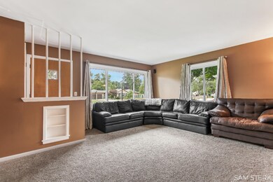 1115 Maplewood Dr Jenison-10