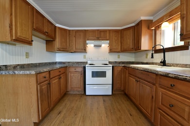 8 Park Ave, Middle Grove, NY 12850 - photo 6