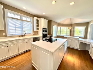 719 Arboretum Dr, Wilmington, NC 28405 - photo 6