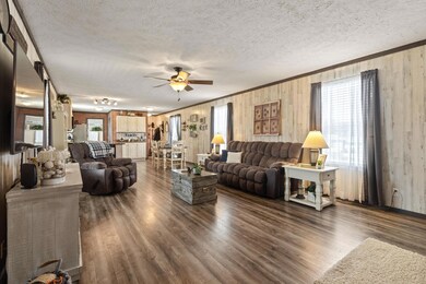 3-LivingRoom