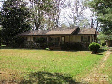 57 Old Case Rd, Fletcher, NC 28732 - photo 2