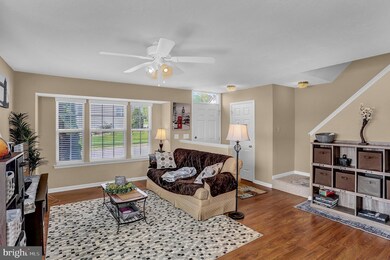 419 Royal Dr unit 21, Manchester, PA 17345 - photo 6