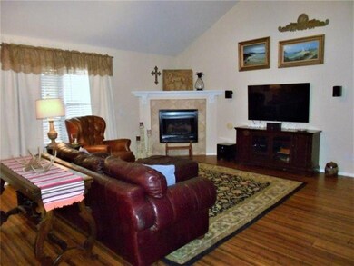 24 Chapel Ln, Bella Vista, AR 72715 - photo 4